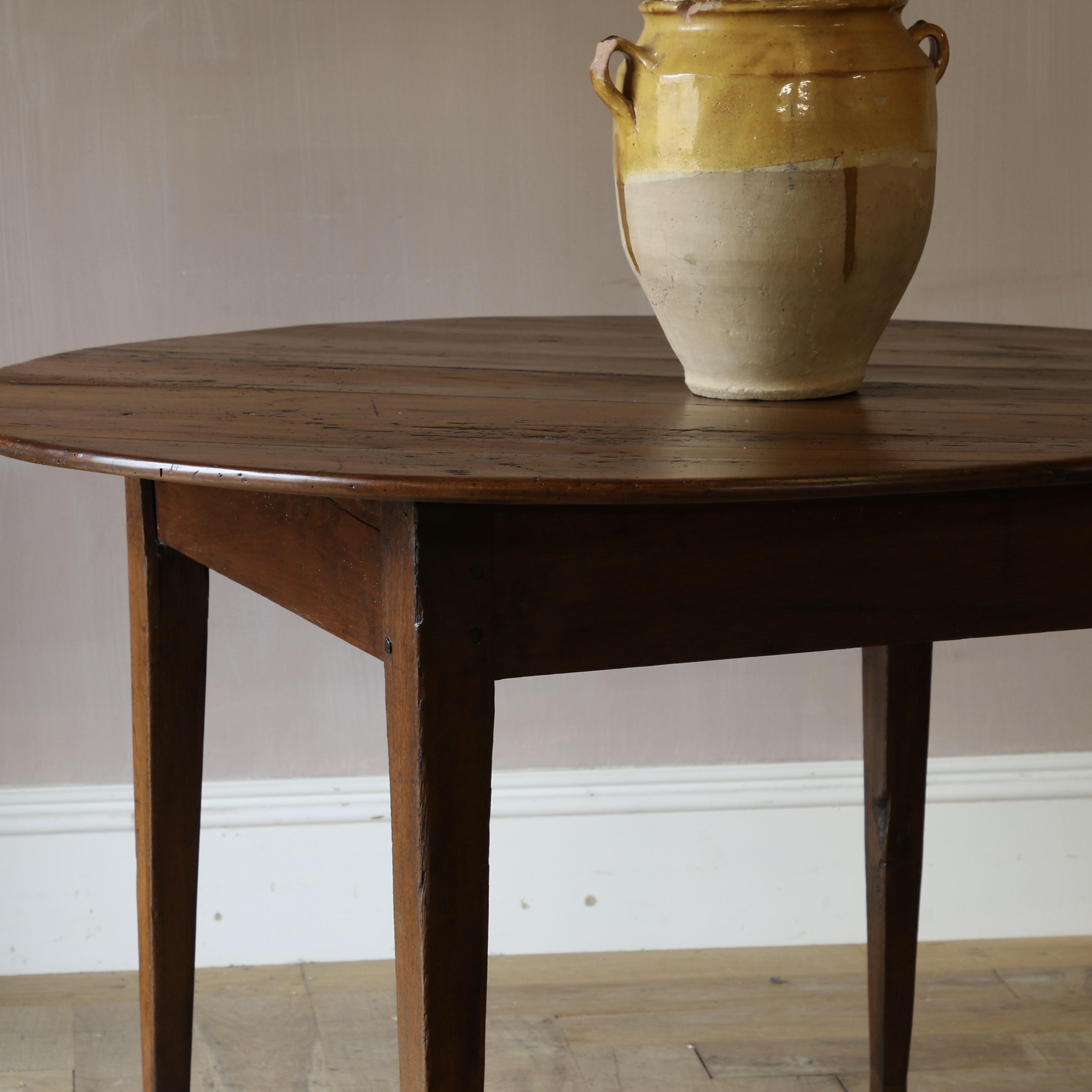 Round Dining Table